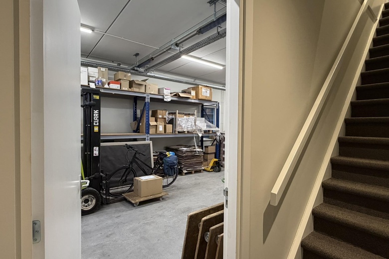 BedrijfsruimteaanJulianaweg 200 a<br/> inVolendam