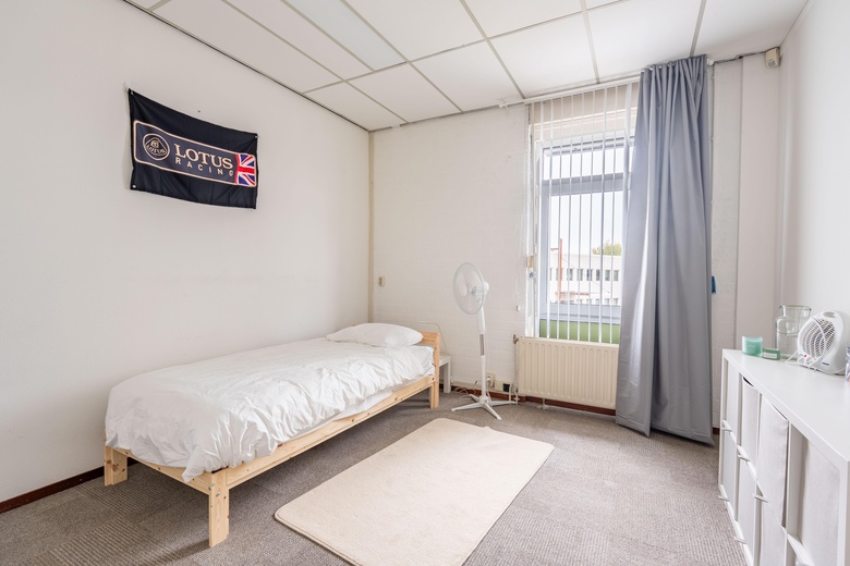 BedrijfsruimteaanWilgenkade 21<br/> inHouten