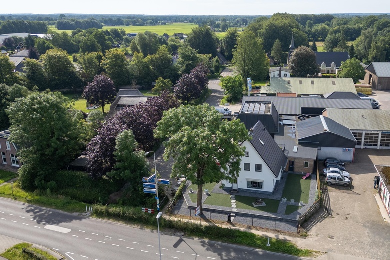 BedrijfsruimteaanZuiderzeestraatweg 233<br/> inOldebroek