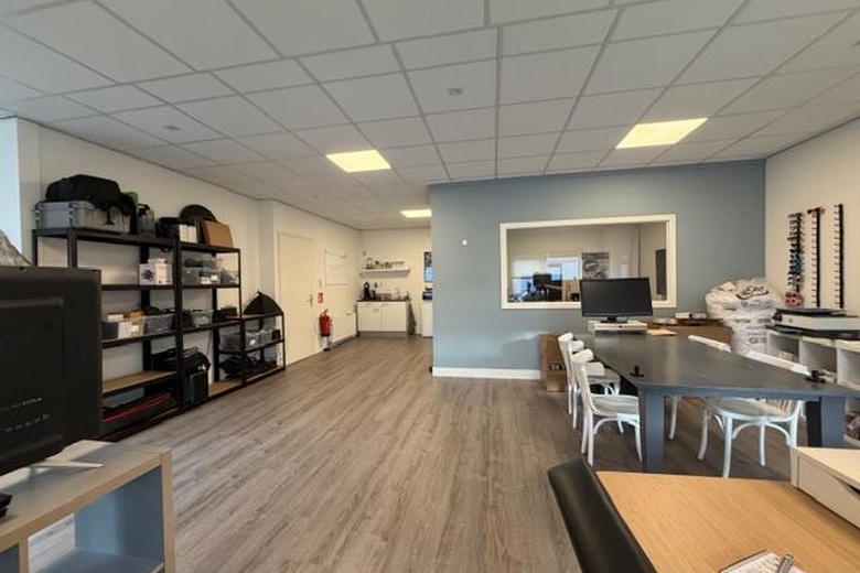 BedrijfsruimteaanParallelweg 33<br/> inVolendam