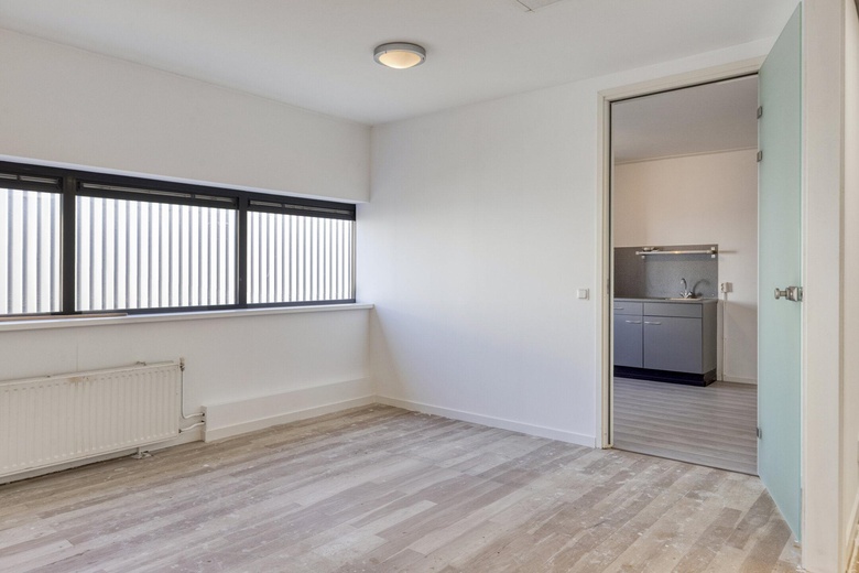 BedrijfsruimteaanSextantstraat 63<br/> inCapelle aan den IJssel BedrijfsruimteaanSextantstraat 63<br/> inCapelle aan den IJssel