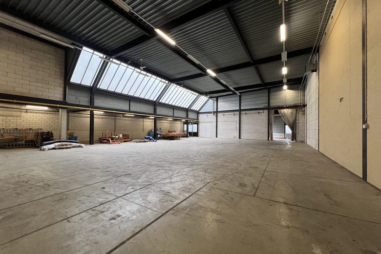 BedrijfsruimteaanStephensonweg 8<br/> inGorinchem BedrijfsruimteaanStephensonweg 8<br/> inGorinchem