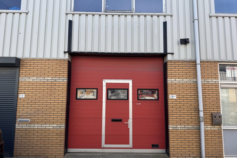 BedrijfsruimteaanSchellingweg 13 L A<br/> inZaandam
