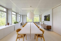 Bekijk foto 4 van Apollolaan 151