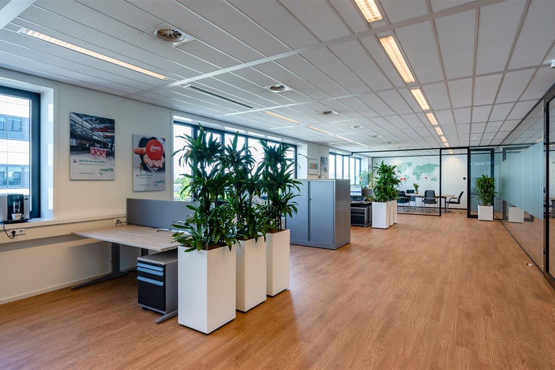 KantoorruimteaanWaalhaven O.z. 83 A<br/> inRotterdam