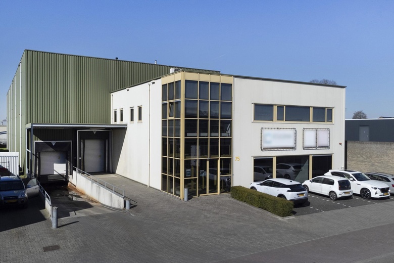 BedrijfsruimteaanAmbachtsstraat 75<br/> inWinterswijk BedrijfsruimteaanAmbachtsstraat 75<br/> inWinterswijk