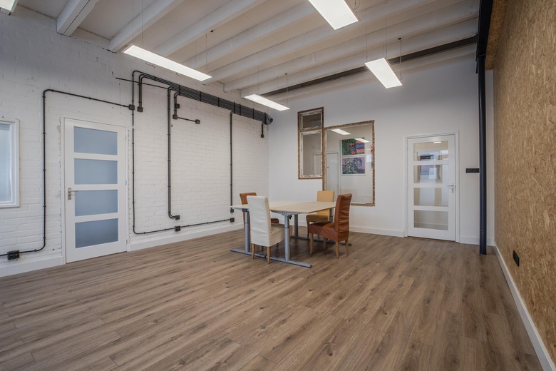 KantoorruimteaanCardanuslaan 24<br/> inDoorwerth KantoorruimteaanCardanuslaan 24<br/> inDoorwerth