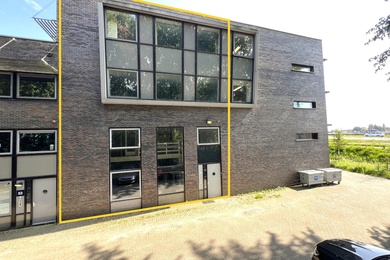 Bekijk foto 2 van Marie Curiestraat 51