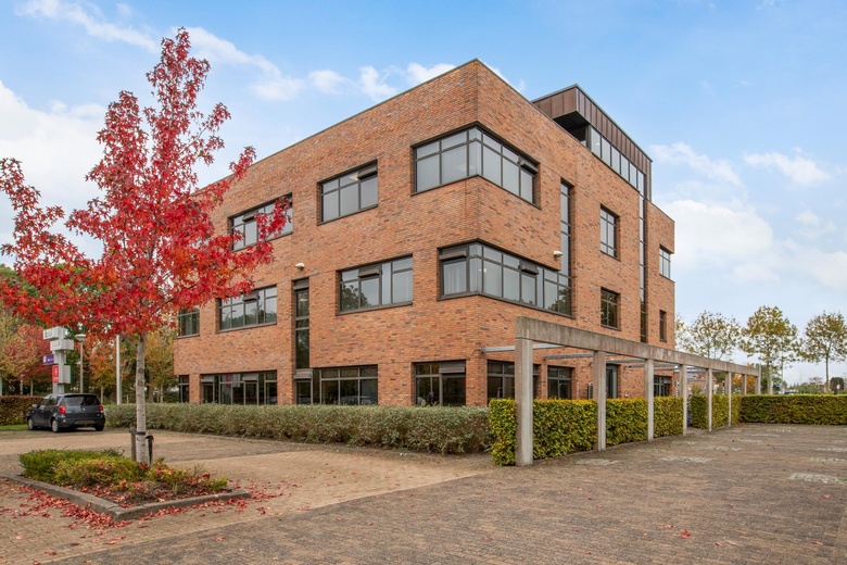 Bekijk foto 1 van Lemelerberg 25 - 27