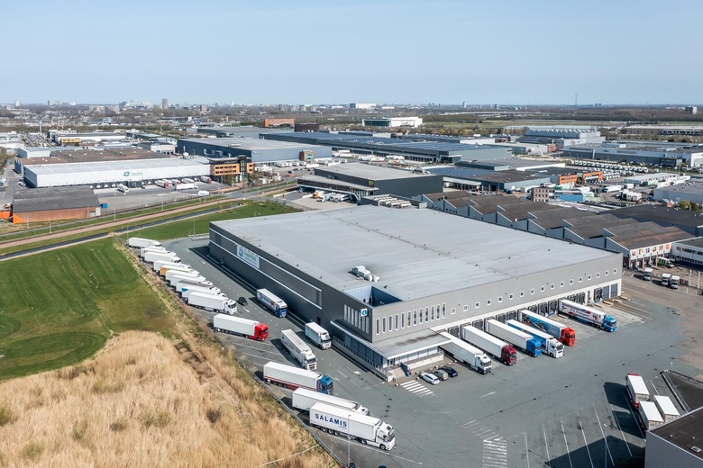 BedrijfsruimteaanSpoorlaan 12<br/> inBarendrecht