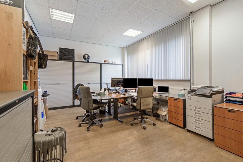 BedrijfsruimteaanZanddonkweg 6<br/> inWaalwijk BedrijfsruimteaanZanddonkweg 6<br/> inWaalwijk