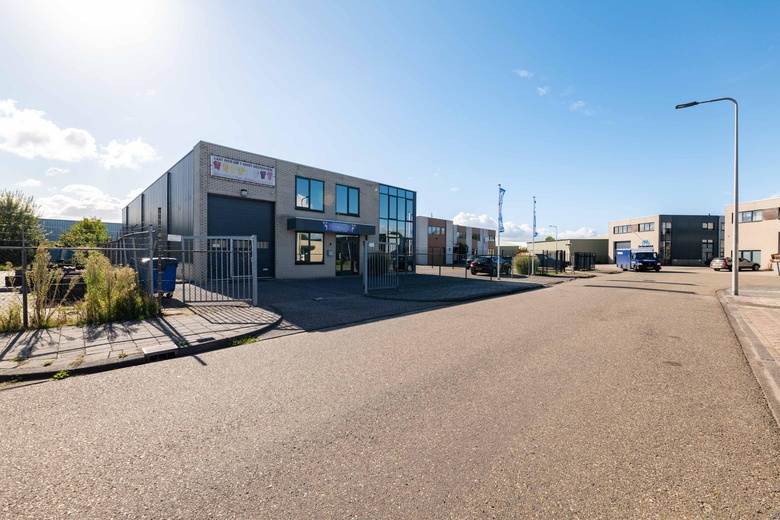 BedrijfsruimteaanDaltonweg 7<br/> inHellevoetsluis