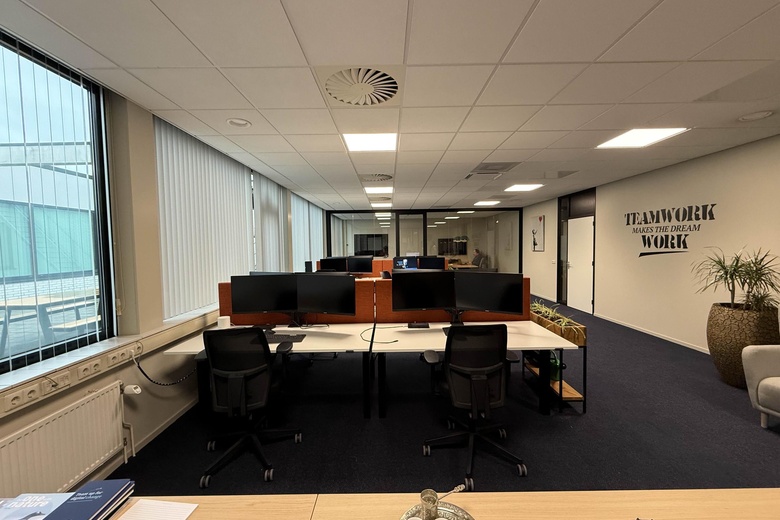 KantoorruimteaanMiddelweg 6 C<br/> inNieuwkuijk