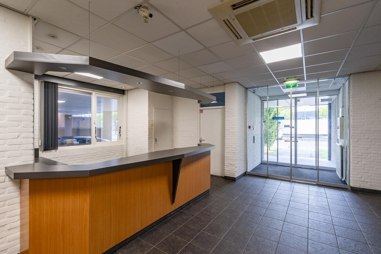 Bedrijfsruimteaan's-Gravelandseweg 379<br/> inSchiedam Bedrijfsruimteaan's-Gravelandseweg 379<br/> inSchiedam