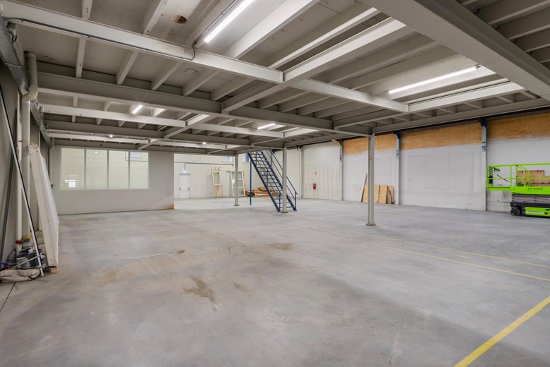 BedrijfsruimteaanZuidplasstraat 6<br/> inMoerkapelle