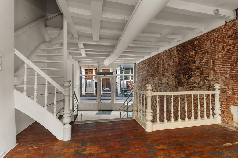 WinkelruimteaanWarmoesstraat 89<br/> inAmsterdam