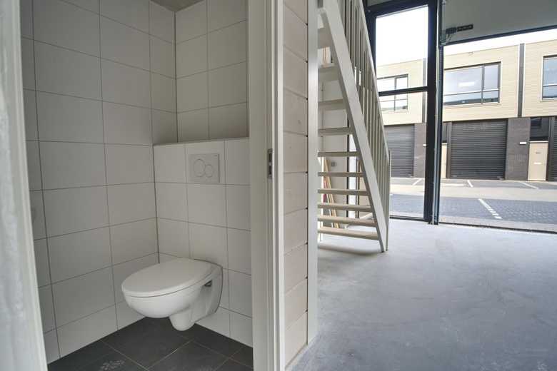 BedrijfsruimteaanAdriaan Mulderweg 12 - 14<br/> inEindhoven