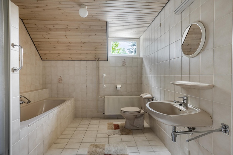 BedrijfsruimteaanEindhovenseweg 27 b<br/> inSon en Breugel