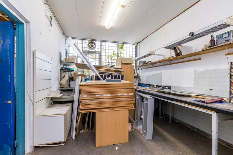 BedrijfsruimteaanHeulweg 1<br/> inPijnacker BedrijfsruimteaanHeulweg 1<br/> inPijnacker