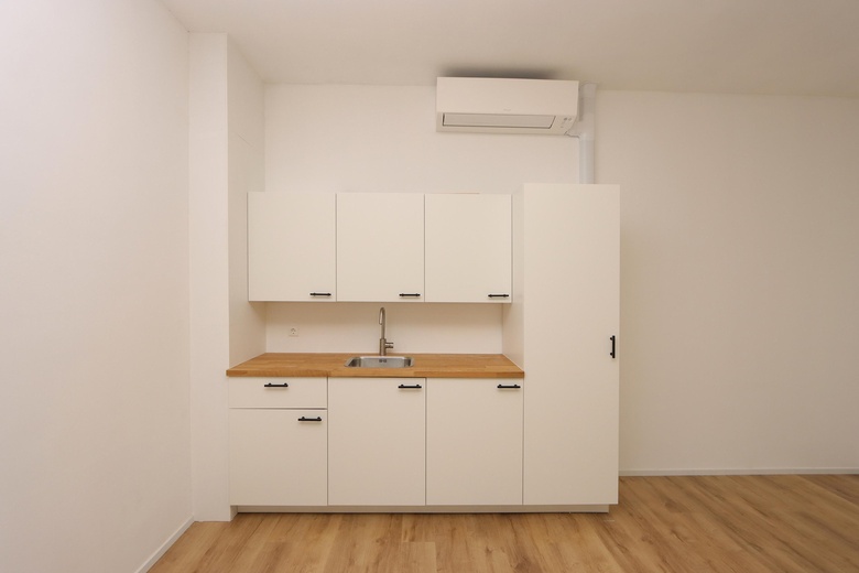 BedrijfsruimteaanKoningsbeltweg 35 T<br/> inAlmere