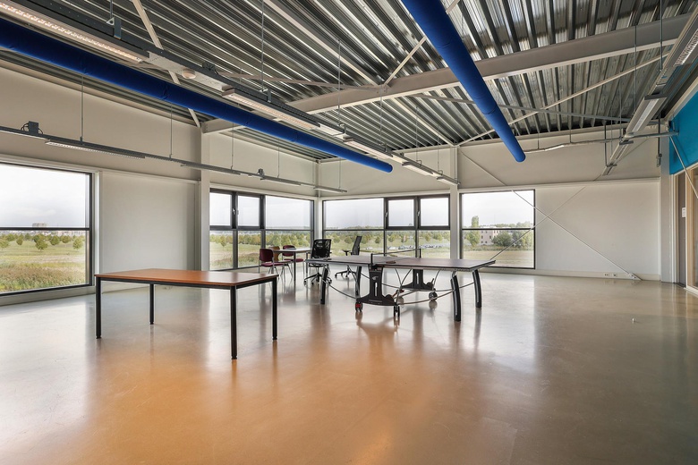 BedrijfsruimteaanKoperstraat 42<br/> inAlmere BedrijfsruimteaanKoperstraat 42<br/> inAlmere