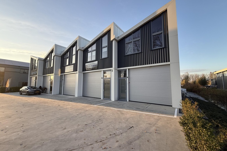 BedrijfsruimteaanHoofdweg-Noord 9 e<br/> inNieuwerkerk aan den IJssel