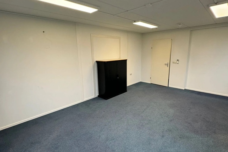 KantoorruimteaanMidden Engweg 21<br/> inPutten KantoorruimteaanMidden Engweg 21<br/> inPutten