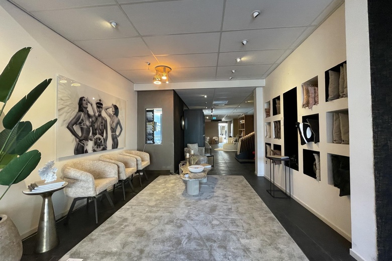 WinkelruimteaanGrotestraat 65<br/> inTegelen WinkelruimteaanGrotestraat 65<br/> inTegelen