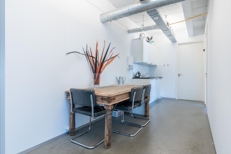 KantoorruimteaanZuiddijk 412<br/> inZaandam