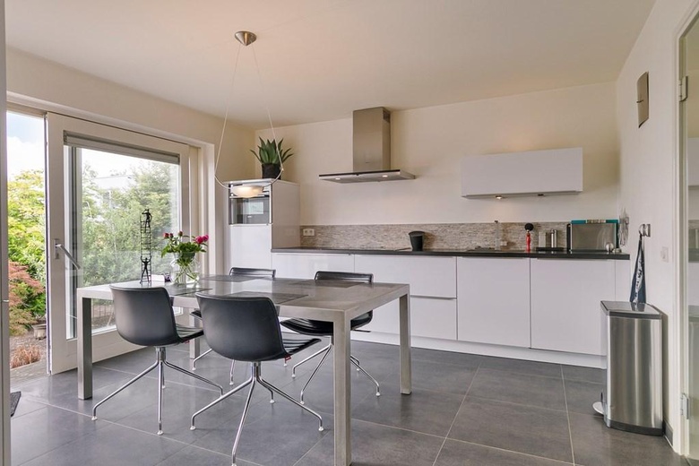 BedrijfsruimteaanGibsonstraat 6<br/> inSteenbergen BedrijfsruimteaanGibsonstraat 6<br/> inSteenbergen