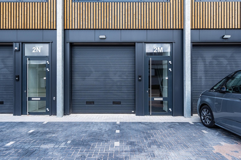 BedrijfsruimteaanEemmeerlaan 2 M<br/> inWeesp