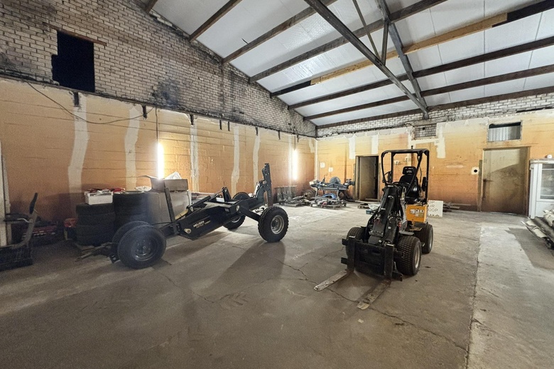 BedrijfsruimteaanBientjesweg 7<br/> inOspel