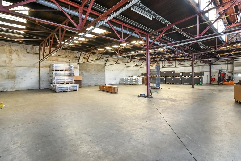 BedrijfsruimteaanKanaaldijk 68<br/> inSpankeren