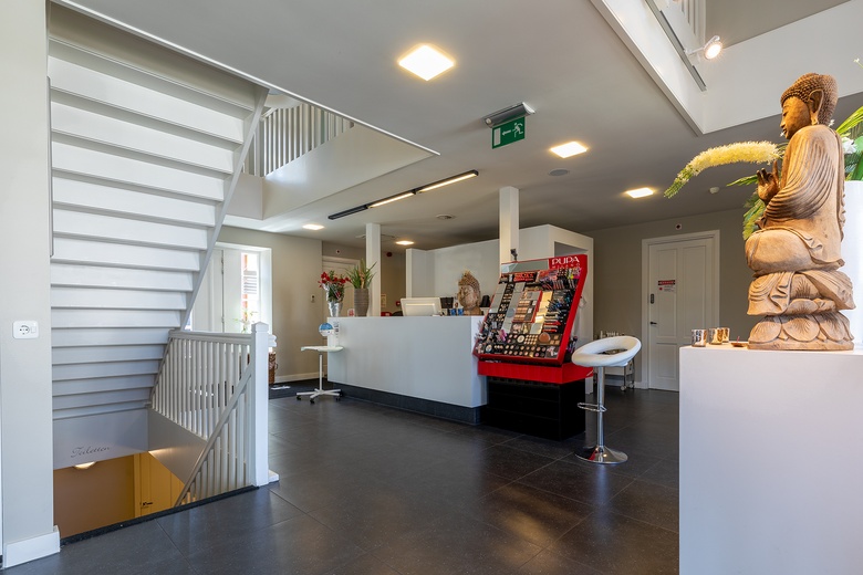 KantoorruimteaanZwaardklamp 9<br/> inHuizen KantoorruimteaanZwaardklamp 9<br/> inHuizen