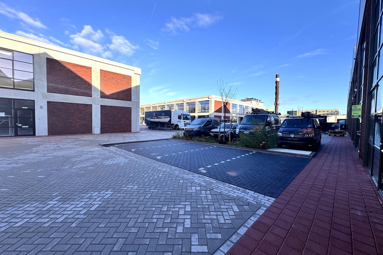 BedrijfsruimteaanHavenstraat 78 d<br/> inHuizen