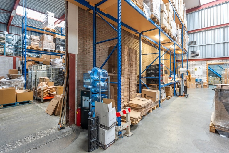 BedrijfsruimteaanHandelsweg 1<br/> inHeiloo