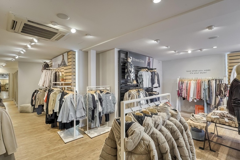 WinkelruimteaanHaarlemmerstraat 55<br/> inLeiden WinkelruimteaanHaarlemmerstraat 55<br/> inLeiden