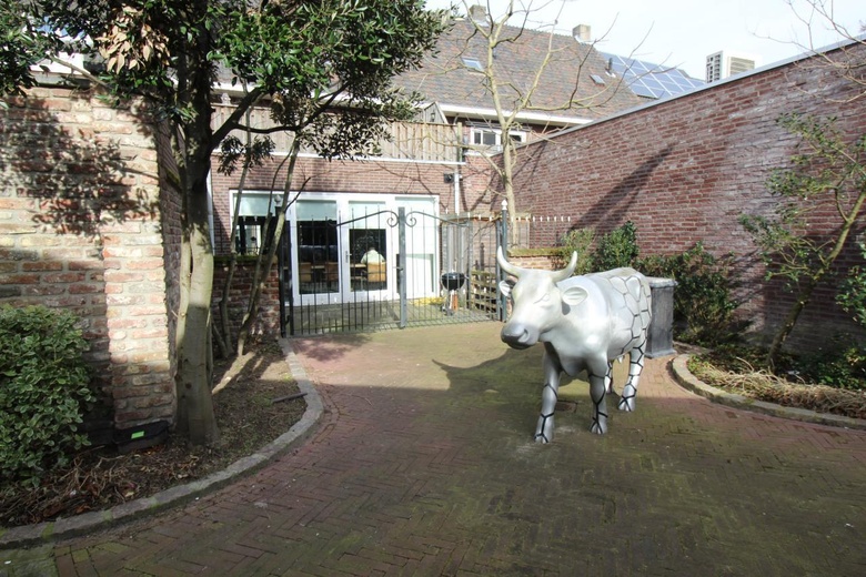 BedrijfsruimteaanMarkt 8<br/> inPanningen BedrijfsruimteaanMarkt 8<br/> inPanningen