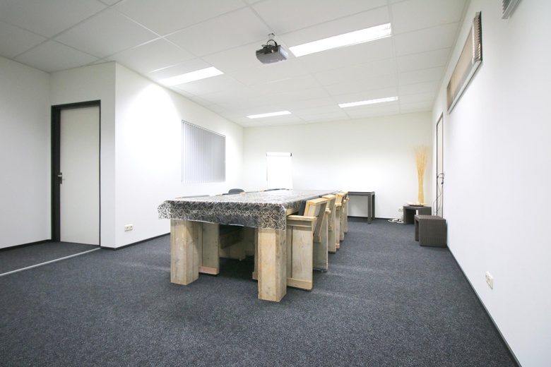 BedrijfsruimteaanVan Voordenpark 6 k<br/> inZaltbommel