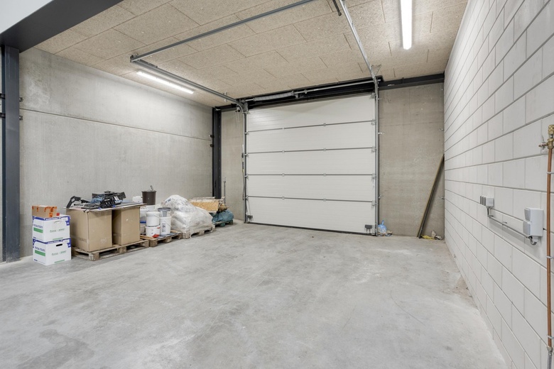 BedrijfsruimteaanAngelenweg 133<br/> inOss