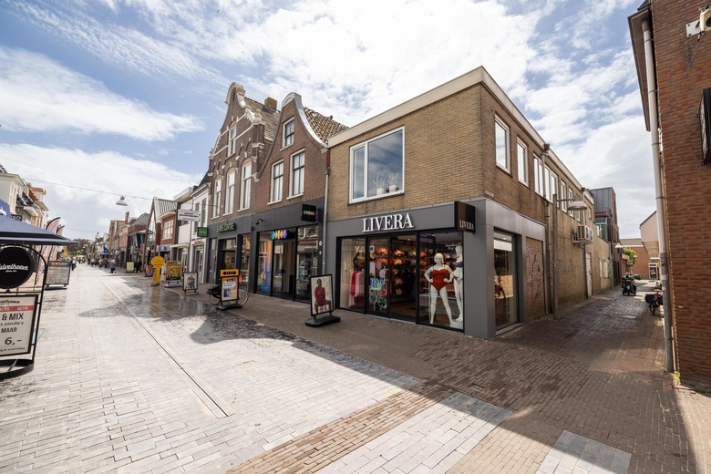 BedrijfsruimteaanMolenstraat 3<br/> inHeerenveen