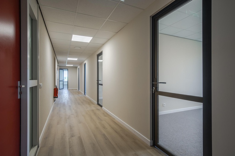 KantoorruimteaanMercurion 24<br/> inZevenaar KantoorruimteaanMercurion 24<br/> inZevenaar