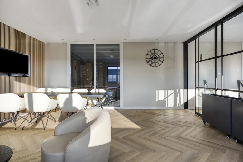 BedrijfsruimteaanMarconiweg 8 b<br/> inTholen