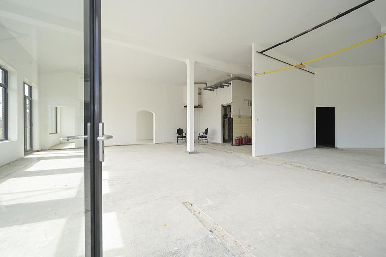 WinkelruimteaanTreilerdwarsweg 2<br/> inDen Haag