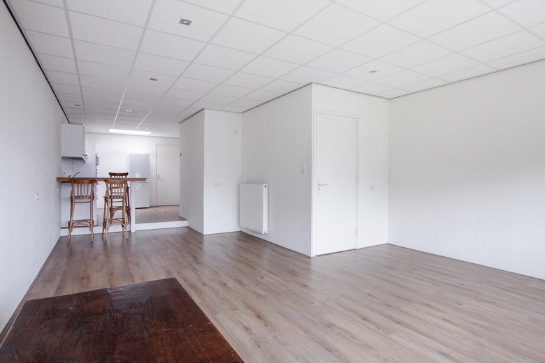 BedrijfsruimteaanLeeghwaterstraat 33 05<br/> inReeuwijk BedrijfsruimteaanLeeghwaterstraat 33 05<br/> inReeuwijk