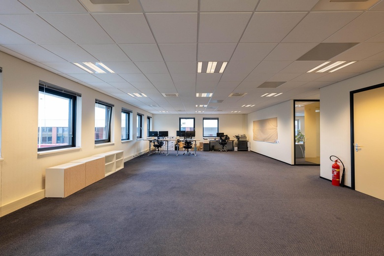 KantoorruimteaanSpoorhaven 76<br/> inBerkel en Rodenrijs