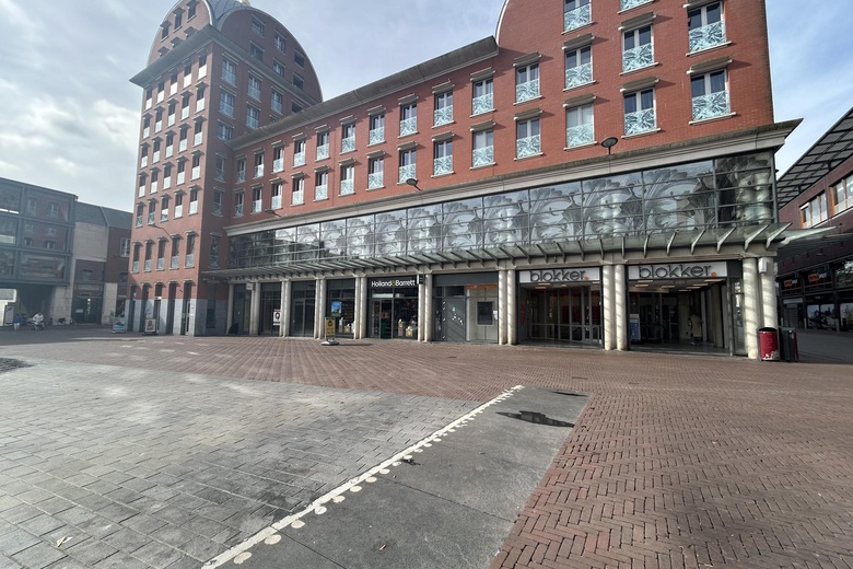 WinkelruimteaanStatenplein 125<br/> inDordrecht WinkelruimteaanStatenplein 125<br/> inDordrecht