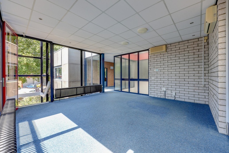 BedrijfsruimteaanDe Steiger 215<br/> inAlmere