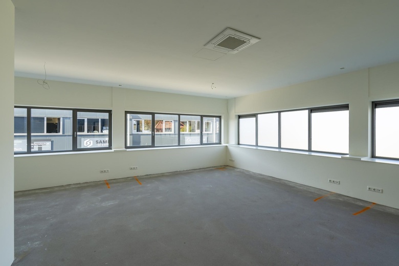 KantoorruimteaanRading 46 B<br/> inLoosdrecht KantoorruimteaanRading 46 B<br/> inLoosdrecht