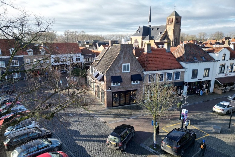 WinkelruimteaanKapellestraat 42<br/> inSluis WinkelruimteaanKapellestraat 42<br/> inSluis